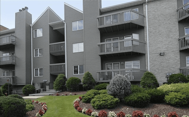19 JEFFERSON Street, Unit #2A, Hackensack